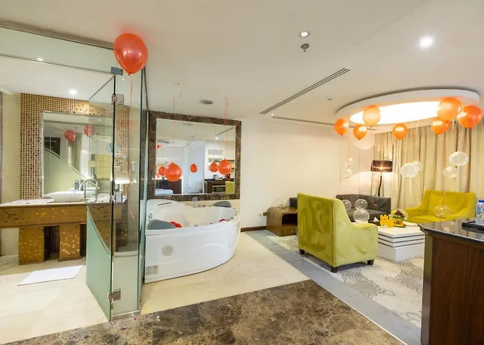 Mira Business Hotel